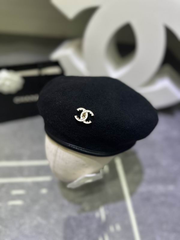 Chanel beret dx42